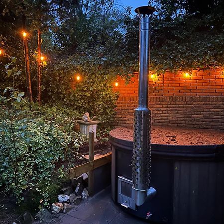 Bosboerderij De Goudsberg Met Hottub In Tuin Villa Lunteren Bagian luar foto
