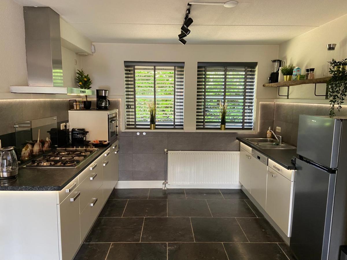 Bosboerderij De Goudsberg Met Hottub In Tuin Villa Lunteren Bagian luar foto